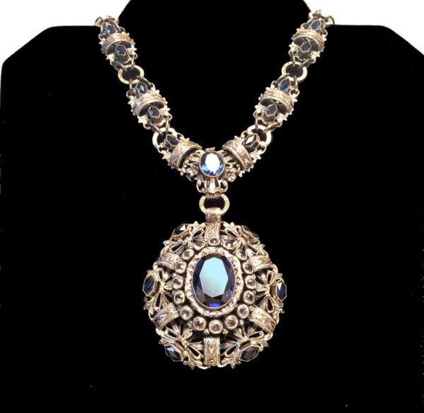 Joseff Hollywood rare sapphire and crystal stones 30s necklace